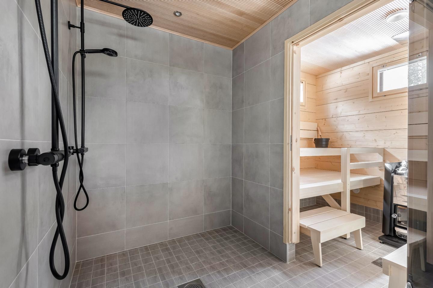 hirsitalo uurainen kylpyhuone ja sauna